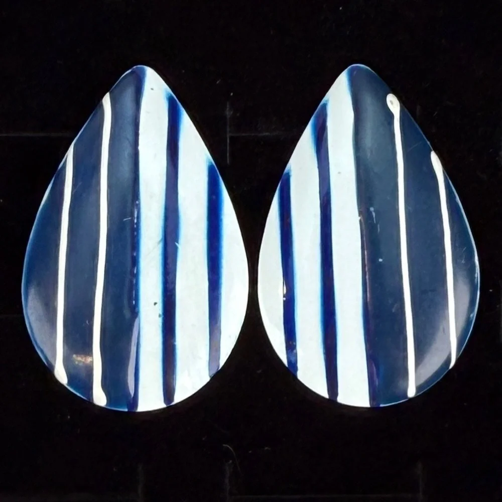 Vintage lightweight, teardrop, white, and blue striped pierced earrings